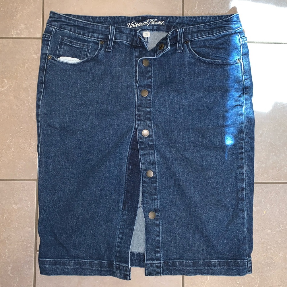 Denim skirt